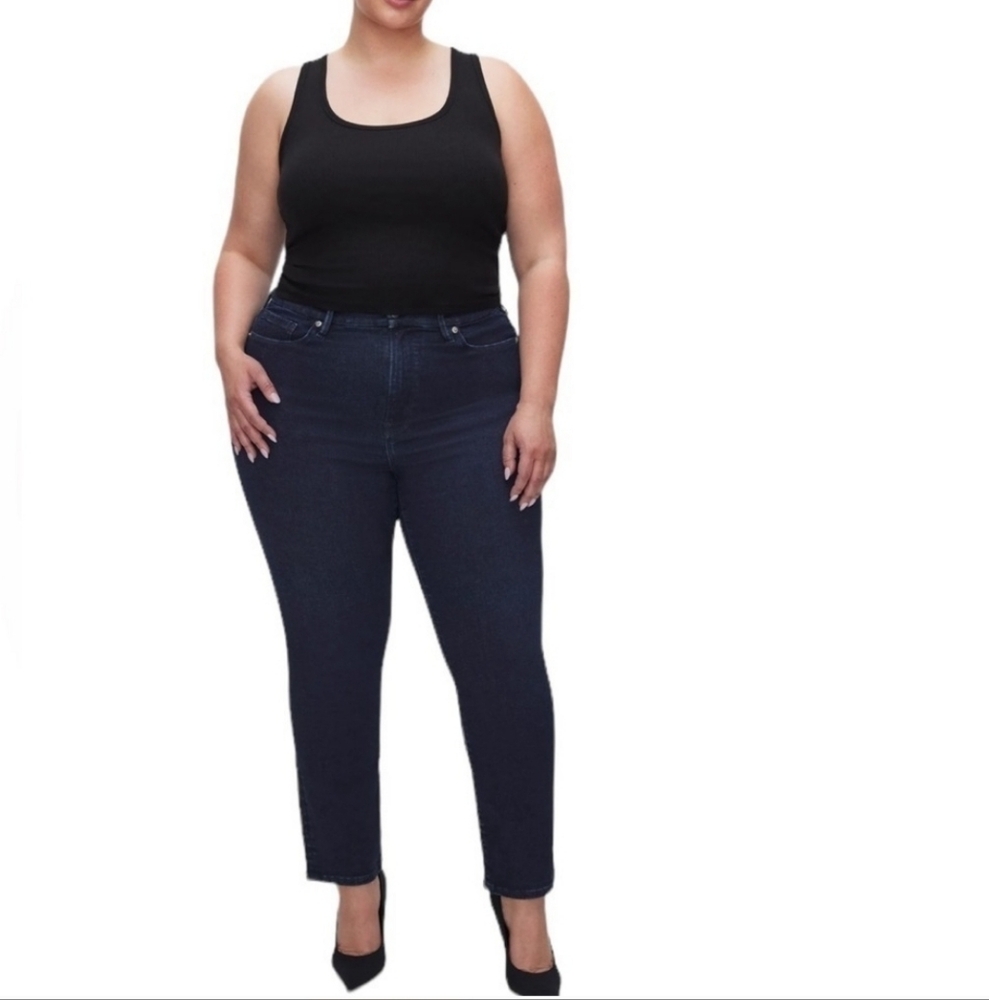 Good American Women’s Straight Leg Jeans in Dark Indigo